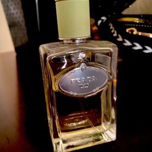 Prada Perfume